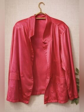 PRETTYLITTLETHING Pink Satin Blazer – Size UK 24 / US 20 / EU 52